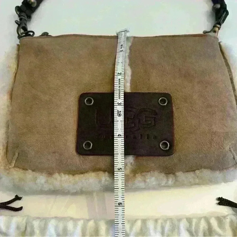 UGG purse- Sherpa lined - Picture 9 of 11